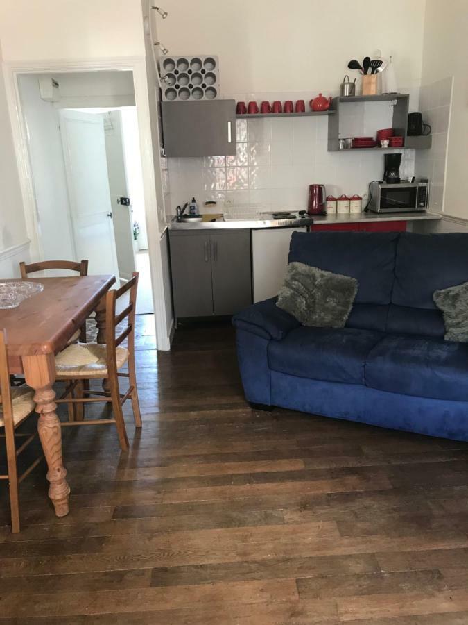 Le Petit Logement Apartment Pre-en-Pail-Saint-Samson Ngoại thất bức ảnh